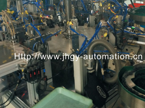 Automatic assembly line_5